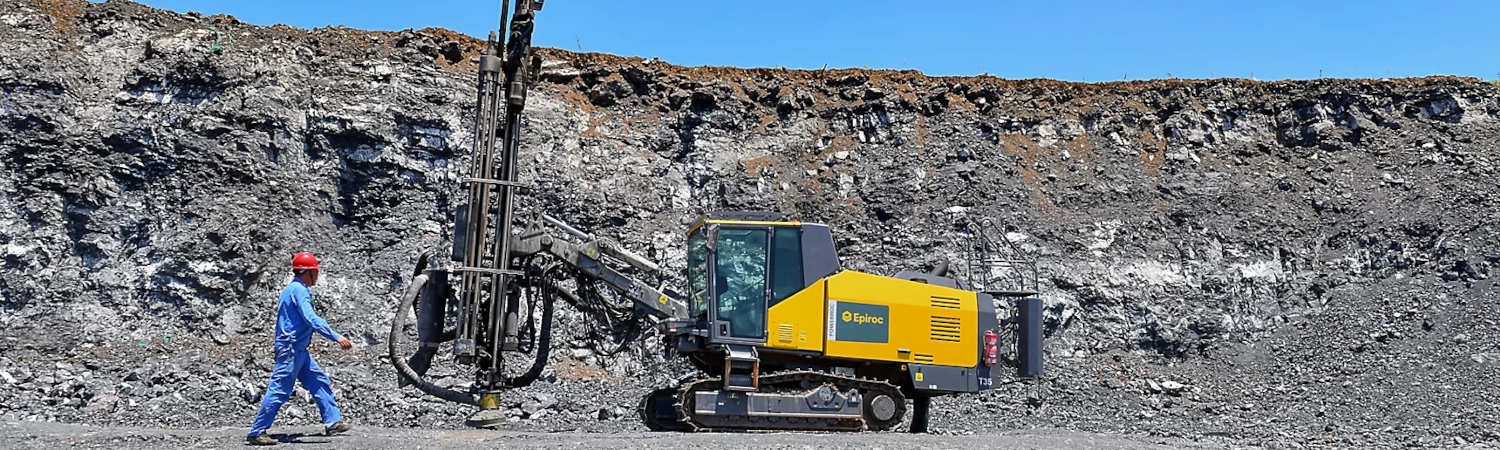 Rent Self Contained Track Drills in Construction Machinery Industrial, Anchorage, Alaska